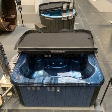 MONACO - Hot tub with external stove